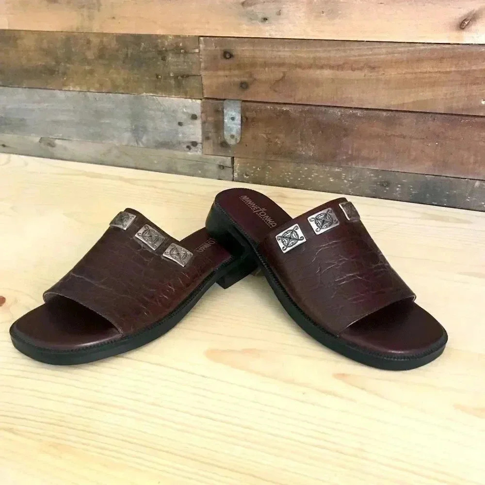 Minnetonka Leather Slip On Sandals